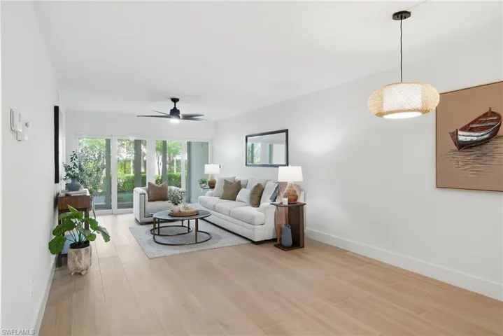 268  Banyan  BLVD, Naples, FL 34102