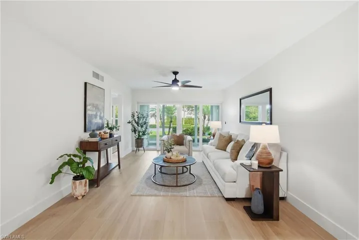 268  Banyan  BLVD, Naples, FL 34102