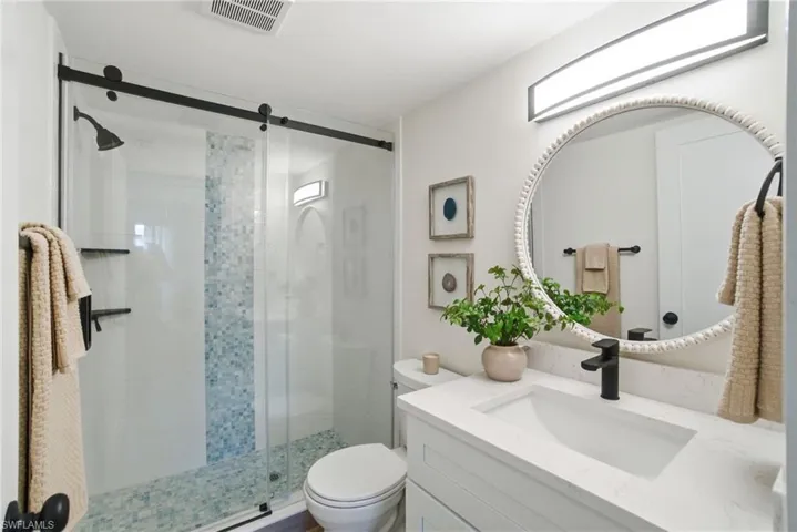 268  Banyan  BLVD, Naples, FL 34102