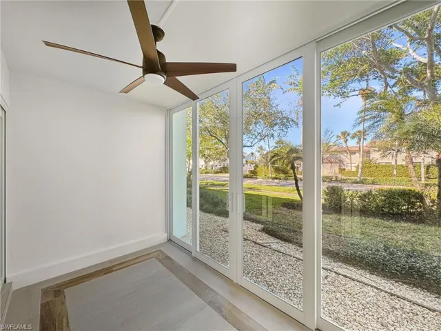 268  Banyan  BLVD, Naples, FL 34102