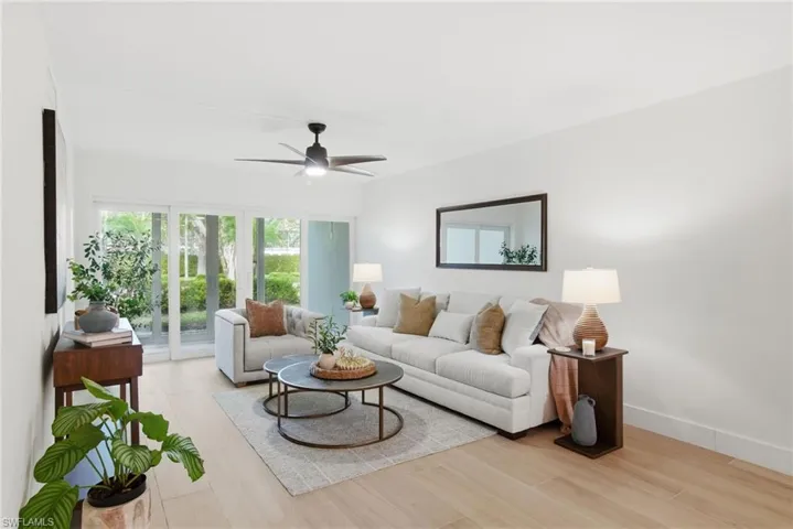 268  Banyan  BLVD, Naples, FL 34102