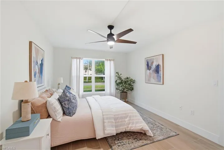 268  Banyan  BLVD, Naples, FL 34102
