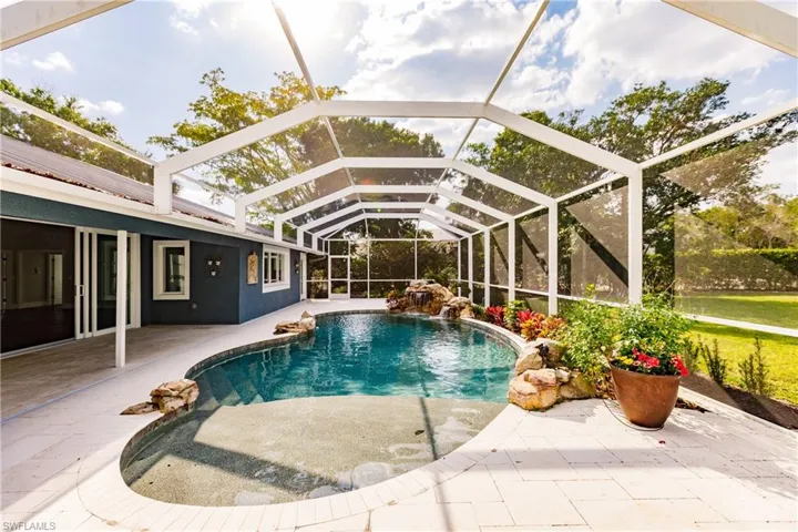 221 Tupelo Rd, Naples Fl 34108