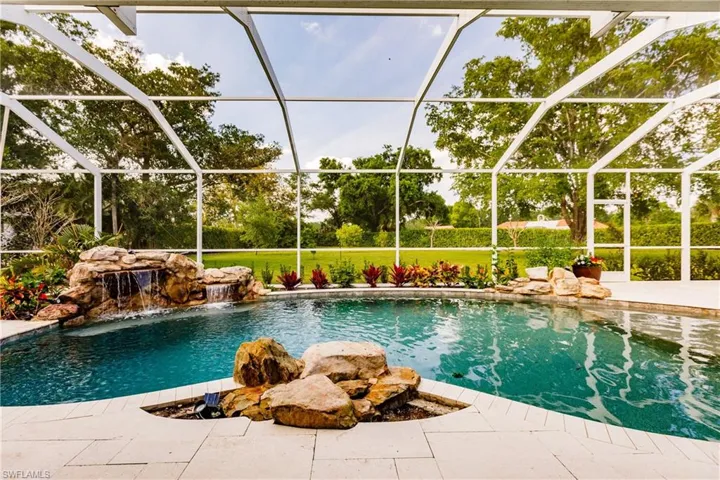221 Tupelo Rd, Naples Fl 34108