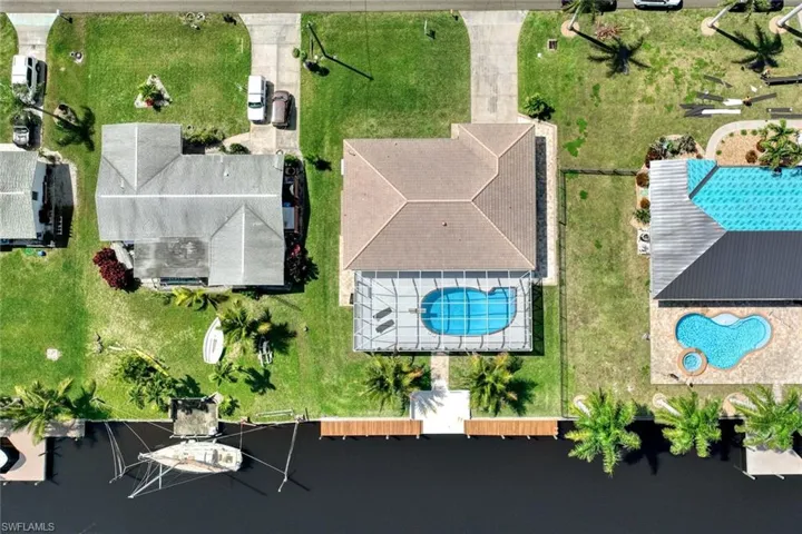 5303 SW 2nd PL, CAPE CORAL FL 33914