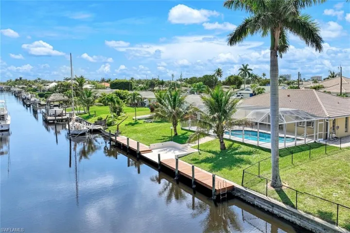 5303 SW 2nd PL, CAPE CORAL FL 33914