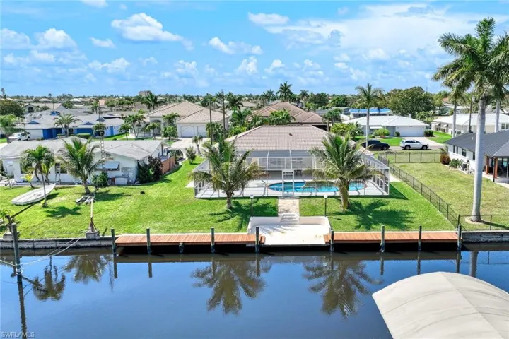 5303 SW 2nd PL, CAPE CORAL FL 33914