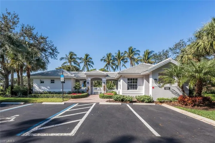 Indigo Isle Local Clubhouse w/Fitness Room, Pool & Spa Area