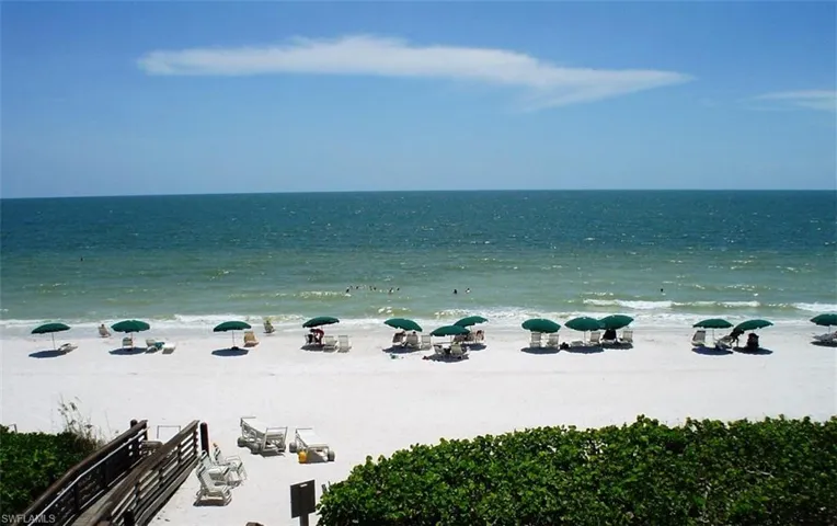 Commons Club Beach