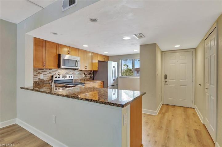 2375  Naples Trace  CIR, NAPLES, FL 34109