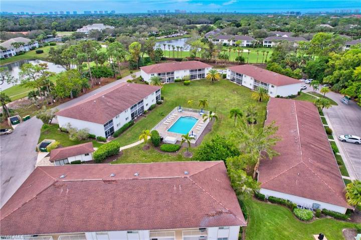 2375  Naples Trace  CIR, NAPLES, FL 34109
