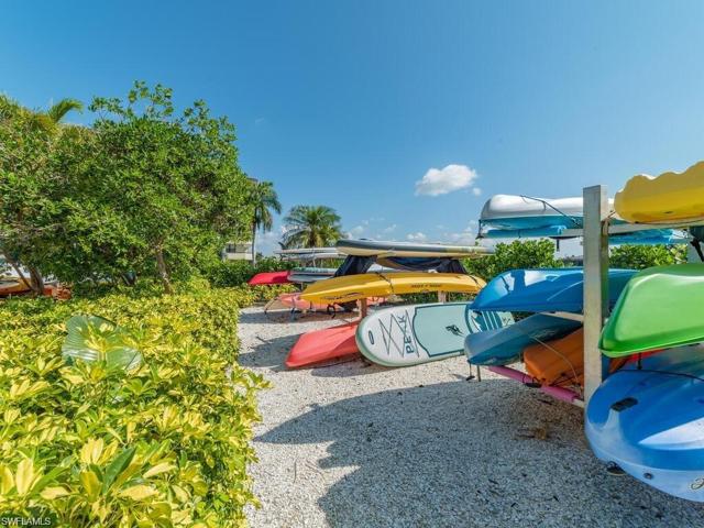 KAYAK STORAGE
