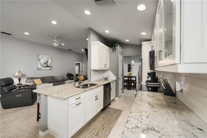 9962  Horse Creek  RD, Fort Myers, FL 33913