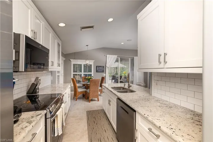 9962  Horse Creek  RD, Fort Myers, FL 33913