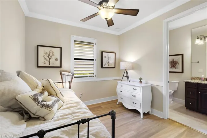En-Suite Guest Bedroom