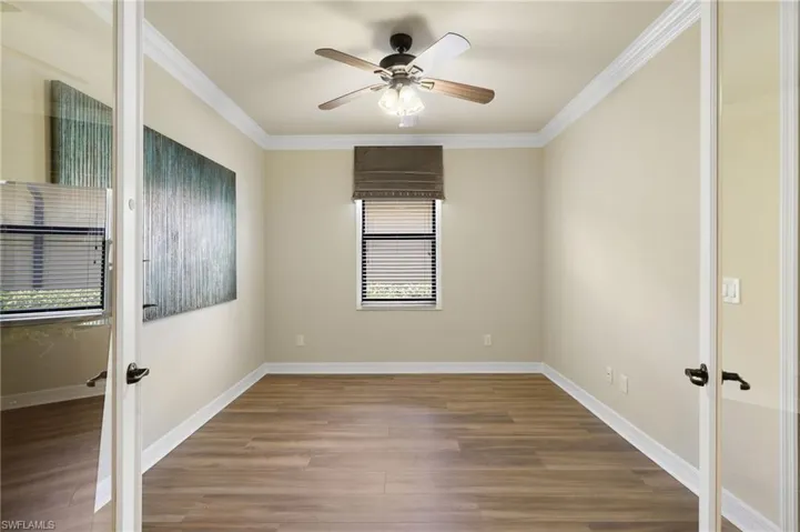 Den/4th Bedroom