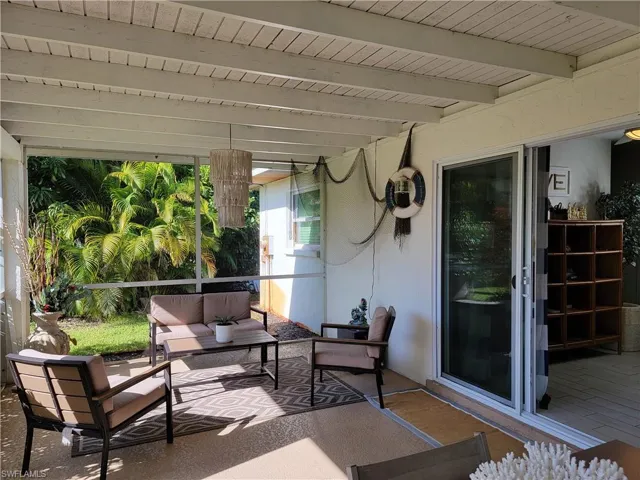Lanai (2)