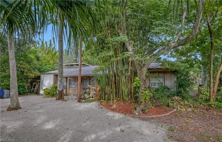 10871 Shirley Ln, North Fort Myers, Florida 33917