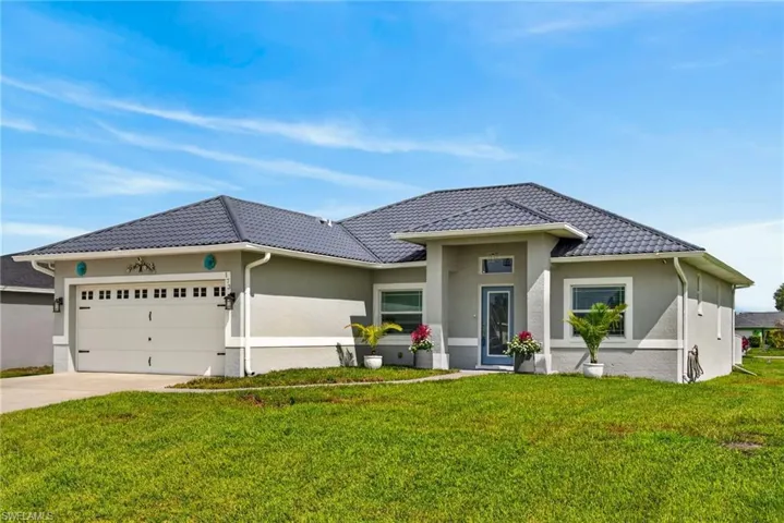173 Peerless St, Lehigh Acres, Florida 33974