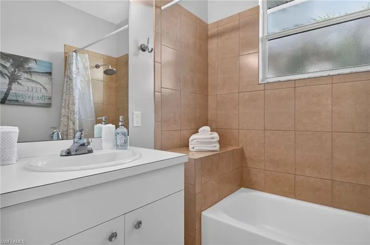 173 Peerless St, Lehigh Acres, Florida 33974