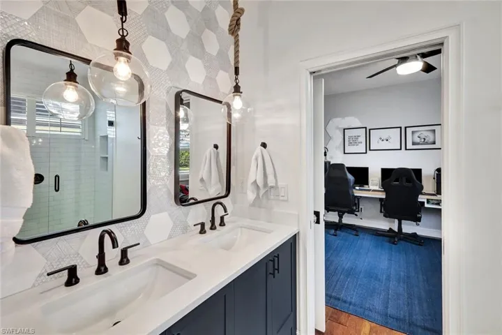 Jack and jill bathroom for bedrooms 1 & 2