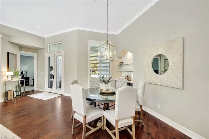 Formal Dining
