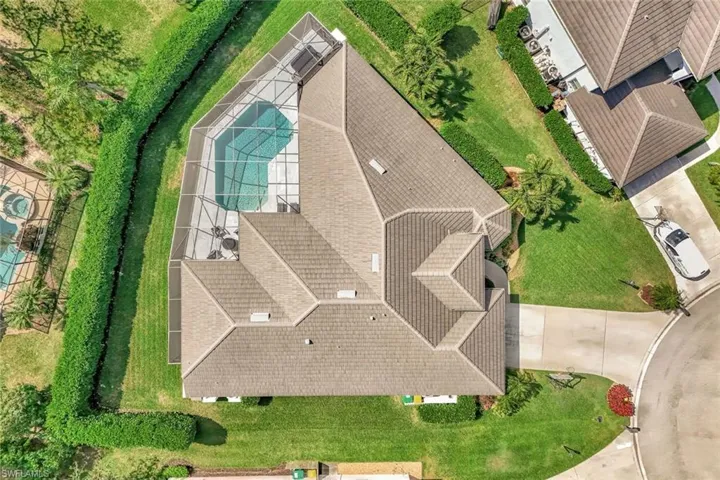 Extremely private large lot on cul-de-sac