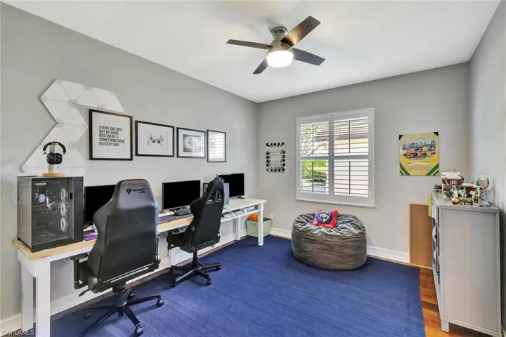Guest bedroom 2