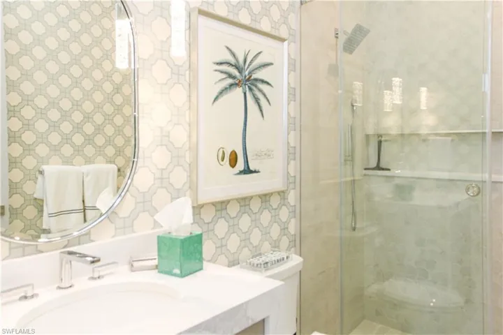 3123  Crayton  RD, Naples, FL 34103