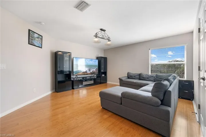 8197 Silver Birch Way, Lehigh Acres, Florida 33971