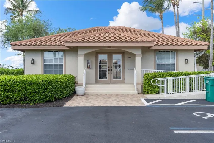 Property entrance featuring a porch