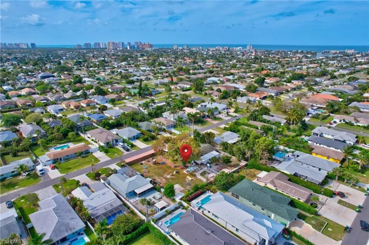 727 108th Ave N, Naples, Florida 34108