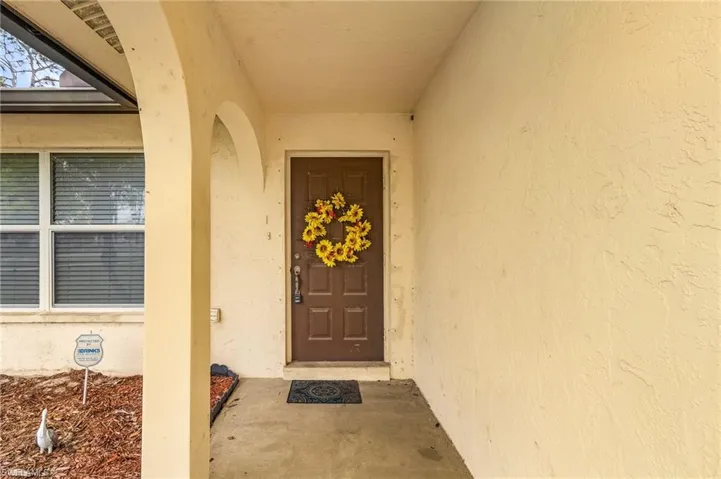 2402 Crystal DR, FORT MYERS FL 33907