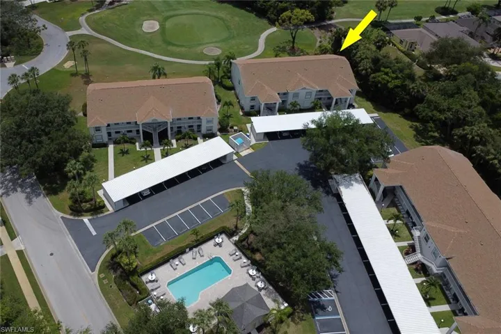 Close Proximity to satellite pool!