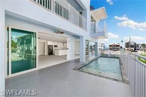 121 Hibiscus Dr, Fort Myers Beach, Florida 33931