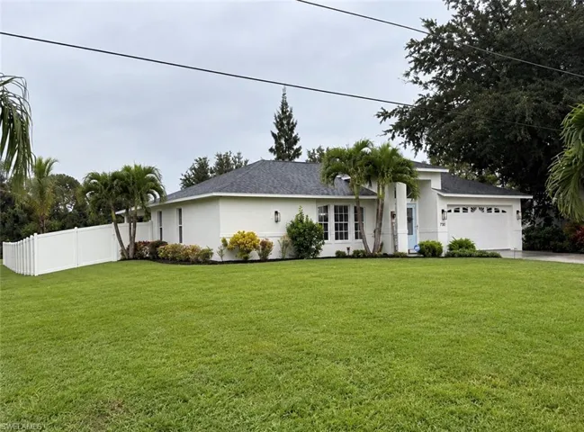 733 Arundel Cir, Fort Myers, Florida 33913