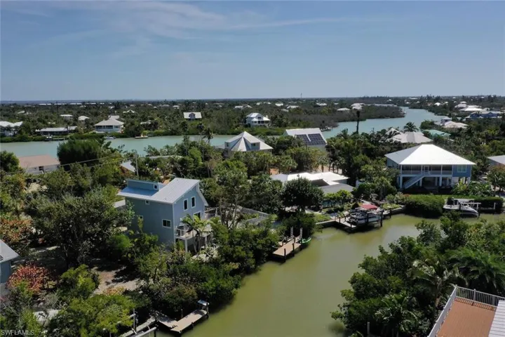 2499 Harbour Ln, Sanibel, Florida 33957