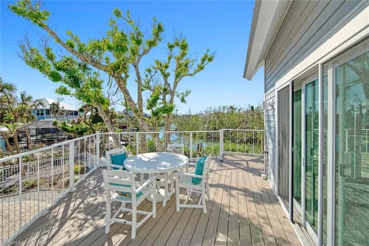 2499 Harbour Ln, Sanibel, Florida 33957