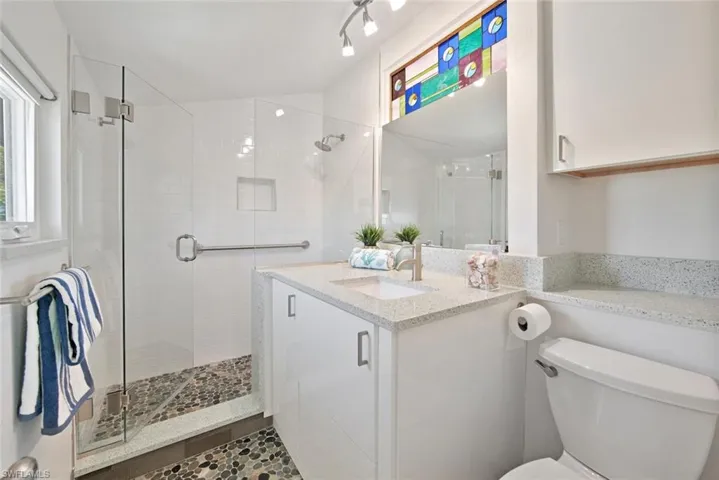 2499 Harbour Ln, Sanibel, Florida 33957