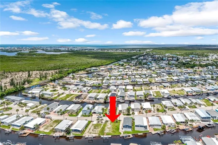 17841 Peppard Dr, Fort Myers Beach, Florida 33931