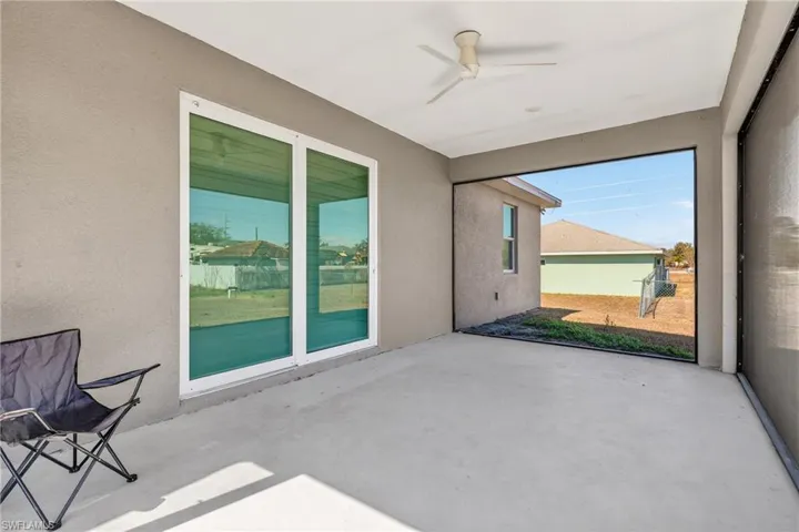 View of patio / terrace with ceiling fan