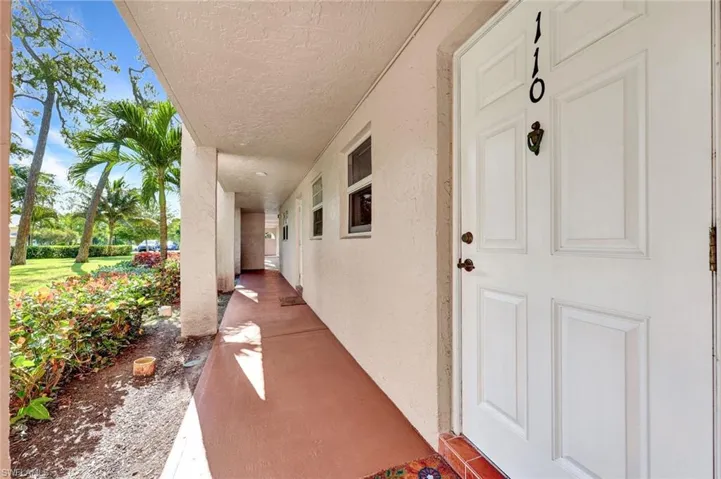 100 Forest Lakes Blvd 110, Naples, Florida 34105