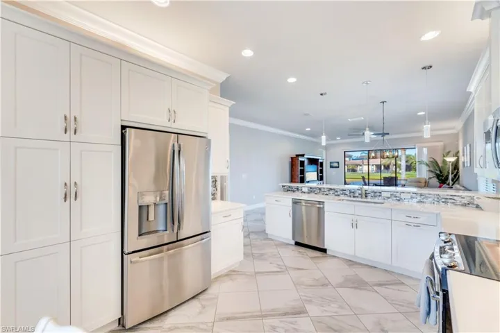 11555  Meadowrun  CIR, Fort Myers, FL 33913