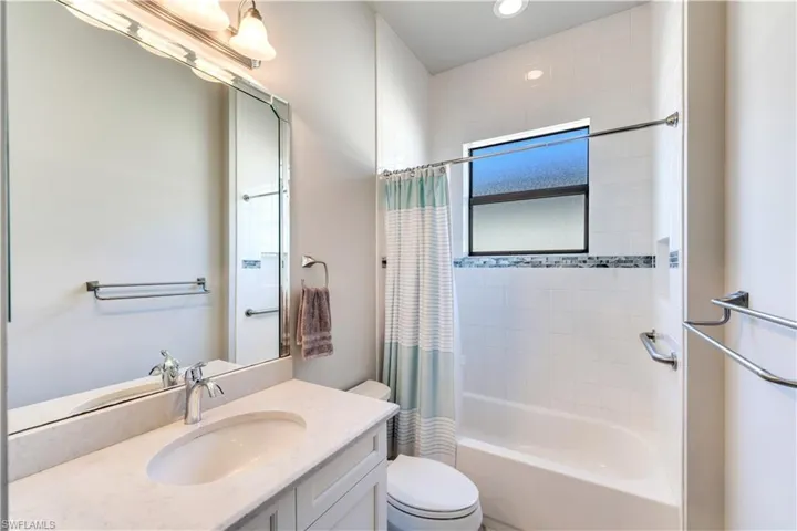 11555  Meadowrun  CIR, Fort Myers, FL 33913