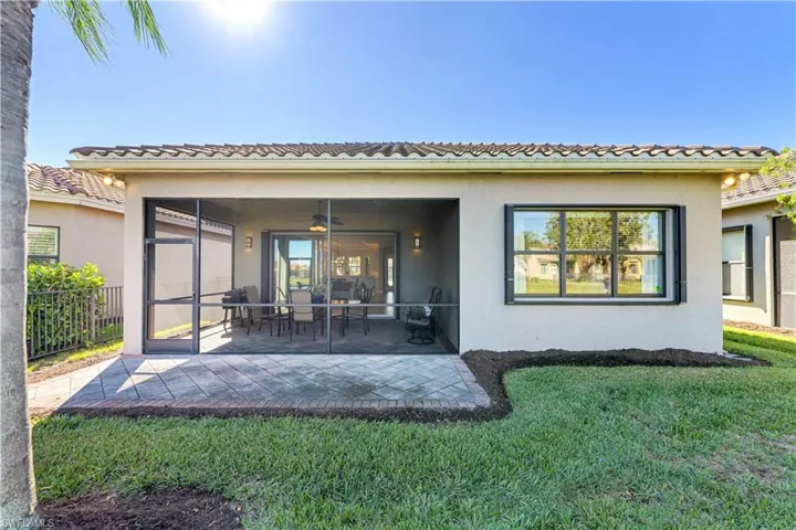 11555  Meadowrun  CIR, Fort Myers, FL 33913