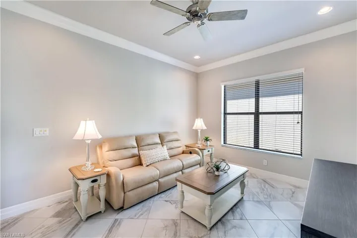 11555  Meadowrun  CIR, Fort Myers, FL 33913