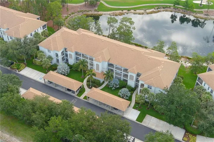 8247 Parkstone Pl 206, Naples, Florida 34120