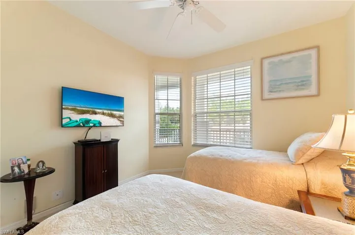 8247 Parkstone Pl 206, Naples, Florida 34120