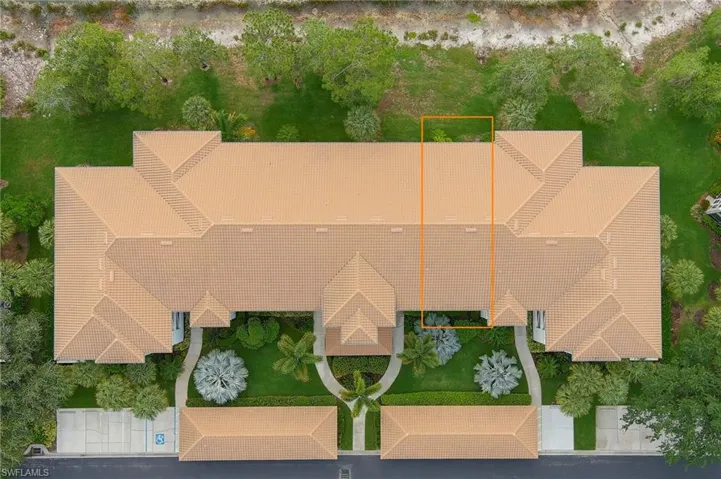 8247 Parkstone Pl 206, Naples, Florida 34120