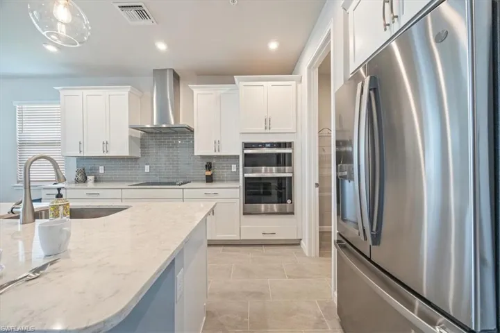 4687  Arboretum  CIR, Naples, FL 34112